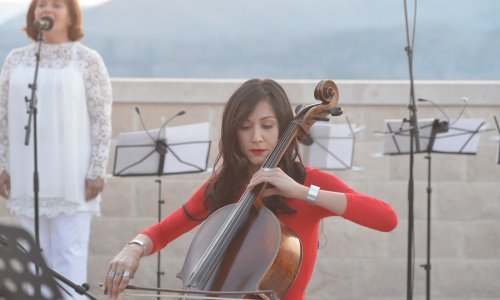 Ana Rucner: 'Sina učim poštenju, ljubavi i moralnim vrijednostima'