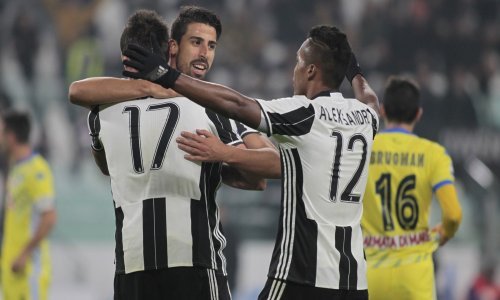 Chelsea uništiva jaku Juveovu osovinu Sandro - Mandžukić?