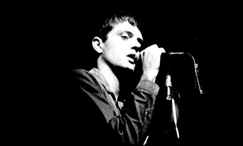 Otvorena izložba inspirirana kultnim Curtisom i Joy Divisionom