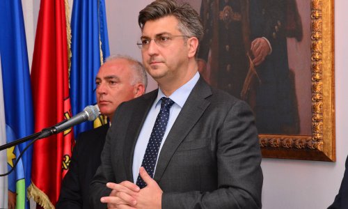 Plenković incidente u Savudrijskoj vali nazvao 'tradicionalnom metodologijom'