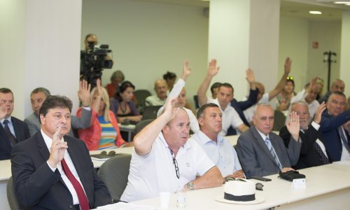 HDZ i Kerum obnovili ljubav; Bulj: To su možda dogovorili u Milanu