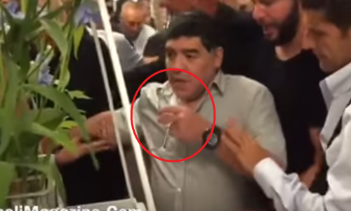 Pogledajte Maradoninu sramotu na svečanosti koju mu je priredio Napulj