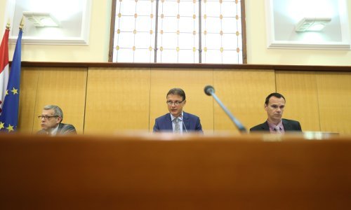 Sabor odlazi na ljetne praznike, pročitajte što su sve izglasali posljednjeg dana