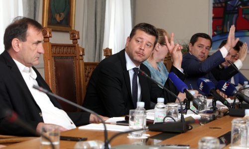 Jasen Mesić objasnio zašto HDZ smjenjuje nadzornike HRT-a: Ne znaju ništa i petljaju se u tuđi posao