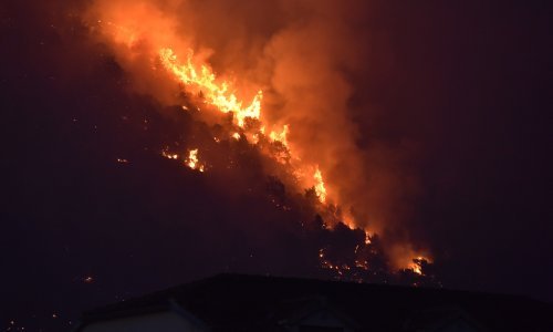 Gori u Bilicama, razbuktala se vatra i kod Vranskog jezera