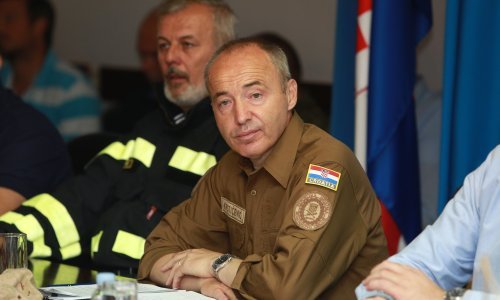 Krstičević podnio ostavku; Grabar-Kitarović: To je apsolutno neprihvatljivo!