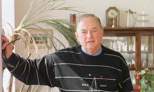 Umro je bivši premijer i bliski Tuđmanov suradnik Hrvoje Šarinić