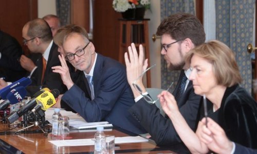 Otkrivamo kome će se u petak prikloniti Vesna Pusić