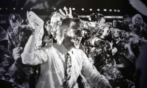 Mali pregled poznatih moćnika koji su dobili tortu u lice