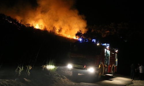 Požari u Rupotinama i Dugopolju uspješno ugašeni