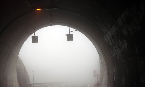 Magla otežava promet u Slavoniji Lici i središnjoj Hrvatskoj