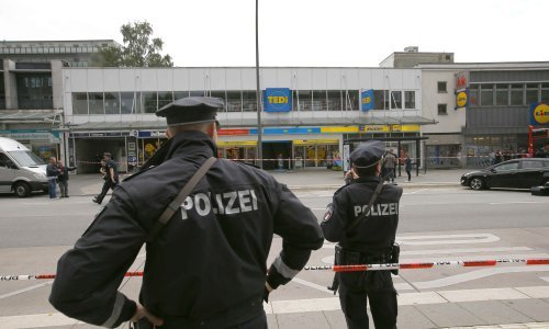 Merkel zahtijeva da se istraže motivi hamburškog napada