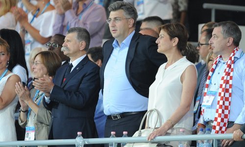 Pogledajte kako je Plenković bodrio Barakude u društvu svojih zamjenika