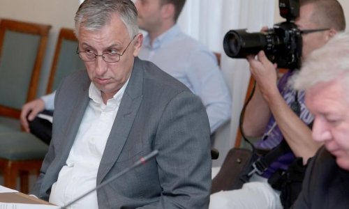 Nova bura u Saboru, ovog puta oko bih. šestorke