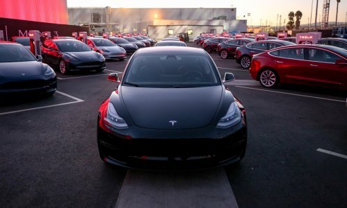 Sve što trebate znati o električnom automobilu za mase - Tesli Model 3