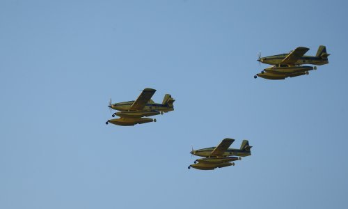 Protupožarna sezona produžena na 15. listopada, airtractor gasi požar na Pagu