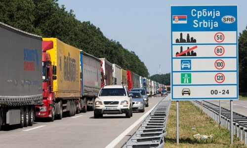 Kolone na cestama; upozorenje zbog moguće olujne bure