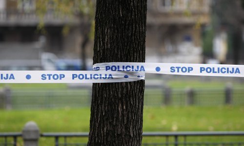 Split: Britanci umjesto pogleda 'uživali' u prijetnji pištoljem