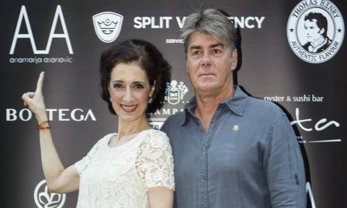 Ne viđamo je često: Kraljica Torcide u večernjem izlasku sa suprugom