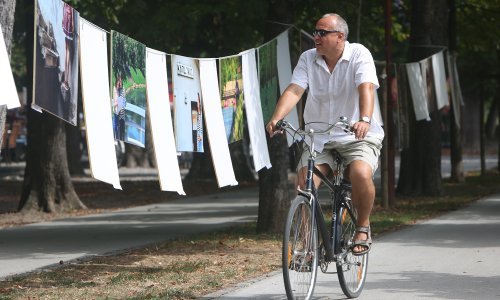 Izložbom na gradskom šetalištu otvoreni Foto dani mladih u Karlovcu