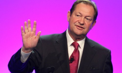 Trump raspustio gospodarske odbore nakon ostavke moćnog biznismena