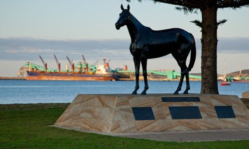 Predsjednica stiže u hrvatsku enklavu, dom najpoznatije kobile u Australiji
