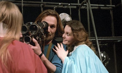 Preminuo poljski pisac, dramatičar i scenarist Janusz Glowacki