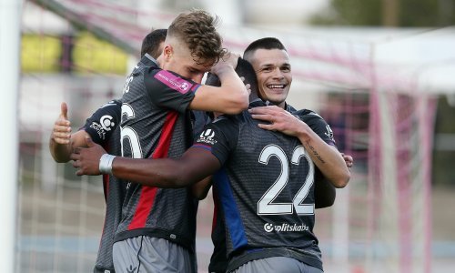 Crveni kartoni potpuno uništili Rudeš, Hajduku nikad lakša pobjeda!