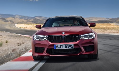 Novi BMW serije 5 M550i performansama će nadmašiti skuplji M5