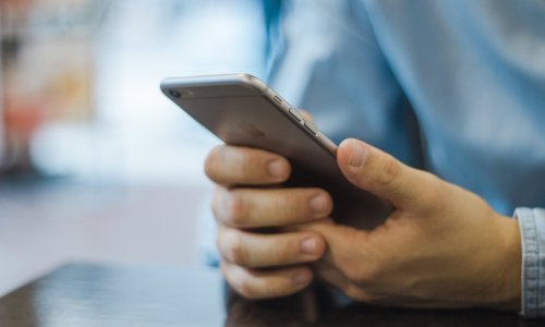 Dobro počistite smartfon prije nego što ga se odreknete, evo kako