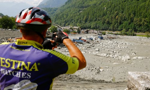Prekida se potraga za osmero ljudi nestalih u odronu u švicarskim Alpama