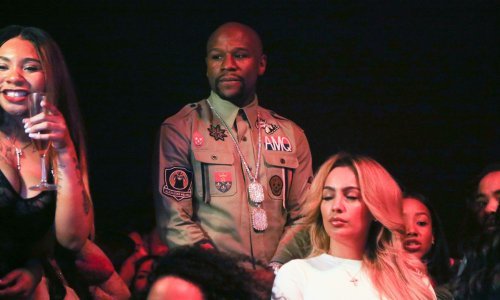 Mayweather pobjedu proslavio kako je i najavio - u striptiz baru