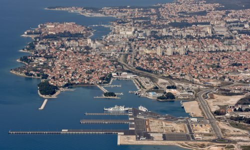 Kinezi preuzimaju Luku Zadar, mali dioničari bjesne