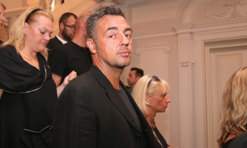 Bliski susret s policijom: Sandija Cenova priveli u Americi