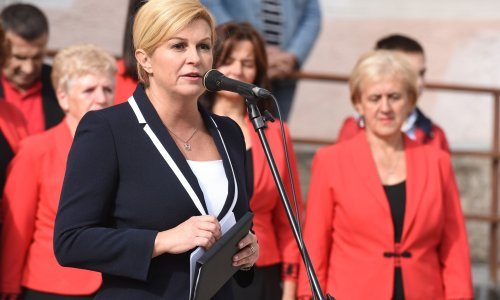 Predsjednica misli da bi Plenković trebao voditi reformu školstva jer ima dvoje djece