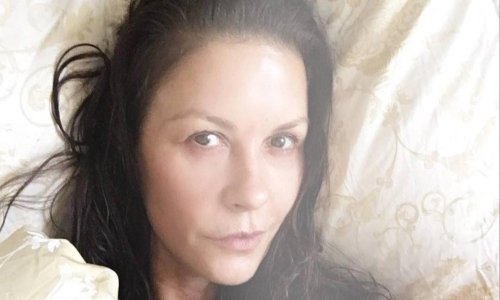 Slavna glumica pozdravlja iz kreveta bez trunke šminke