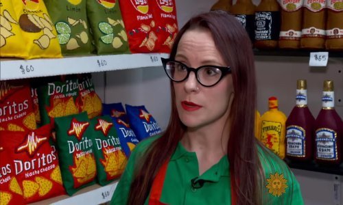 Umjetnica složila dućan namirnica na kojima možete i spavati