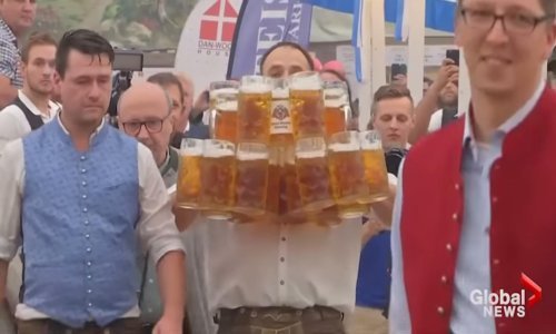 Nijemac postavio novi svjetski rekord u nošenju piva