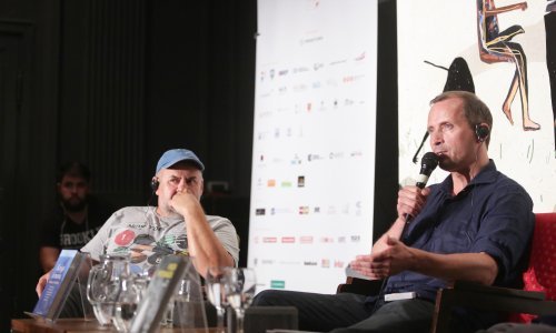 Norveški pisac Strøksnes i Prtenjača o lovu na ogromnog morskog psa u gumenom čamcu