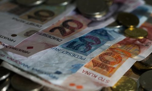 Kunski krediti kod građana prvi puta premašili eurske