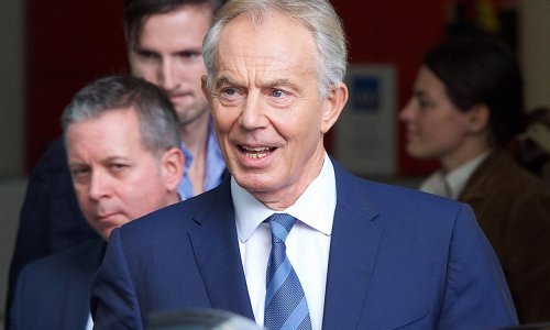 Blair će laburistima savjetovati da odbiju sporazum o Brexitu premijerke May