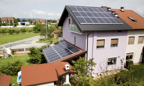 Od 1. siječnja 2020. sve nove kuće i zgrade morat će zadovoljiti standard gotovo nulte energije. Istražili smo što to zapravo znači i koliko će vas stajati