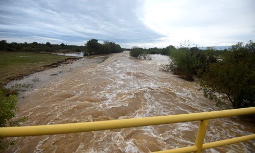Najmanje petero ljudi poginulo na izletu, iznenadila ih bujica