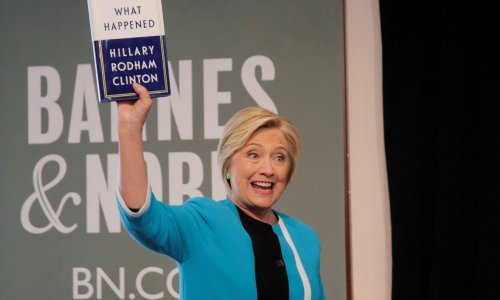 Hillary Clinton u memoarima razotkriva Trumpa kao 'neprijatelja istine'