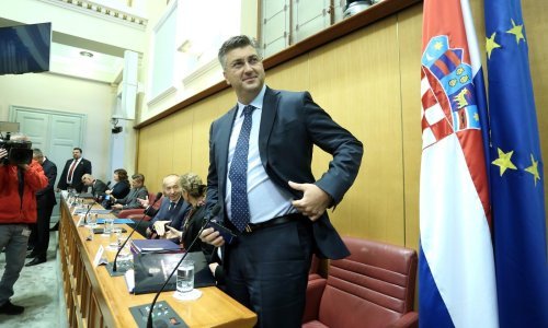 Burno aktualno prijepodne: SDP podbadao, Plenković stišavao, Bulj isprovocirao Dalić