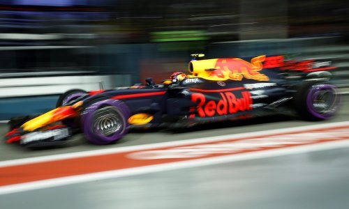 Hamilton i Vettel ne mogu se nositi s brzim 'bikovima' u Singapuru!