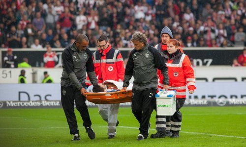 Scene užasa iz Bundeslige; spasili mu život u posljednji trenutak