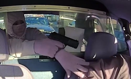 Odabrao je savršenu žrtvu za pljačku, ali ne i trenutak