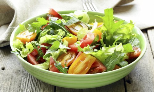 Salata će biti puno zdravija ako joj dodate ovo...