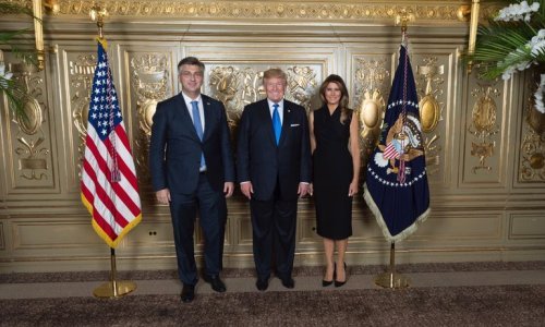 Plenković na Twitteru objavio fotku s Trumpom i prvom damom